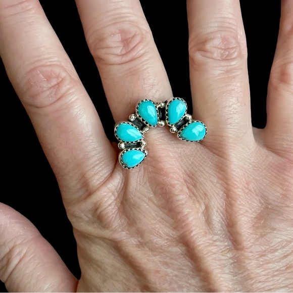 Southwestern sterling silver and turquoise Naja Artisan made ring Size 9 - Picture 1 of 13